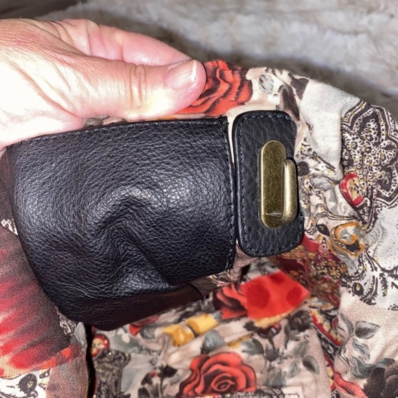 Carlos Falchi Black and Gold Shoulder Bag with Ornate Embroidered Design - Picture 10 of 10